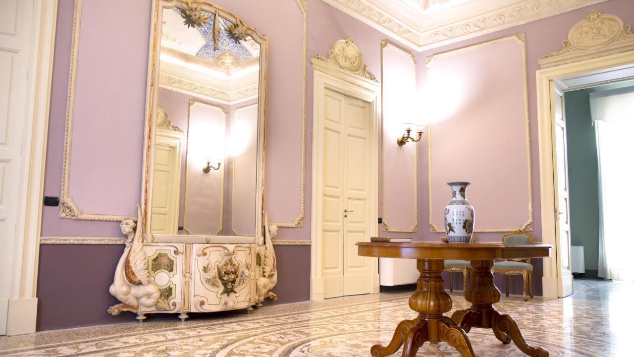 Palazzo Francesco Grassi Acomodação com café da manhã Aradeo Exterior foto
