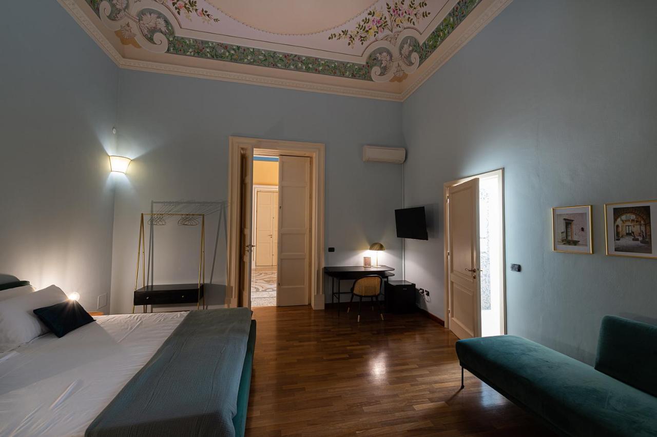 Palazzo Francesco Grassi Acomodação com café da manhã Aradeo Exterior foto