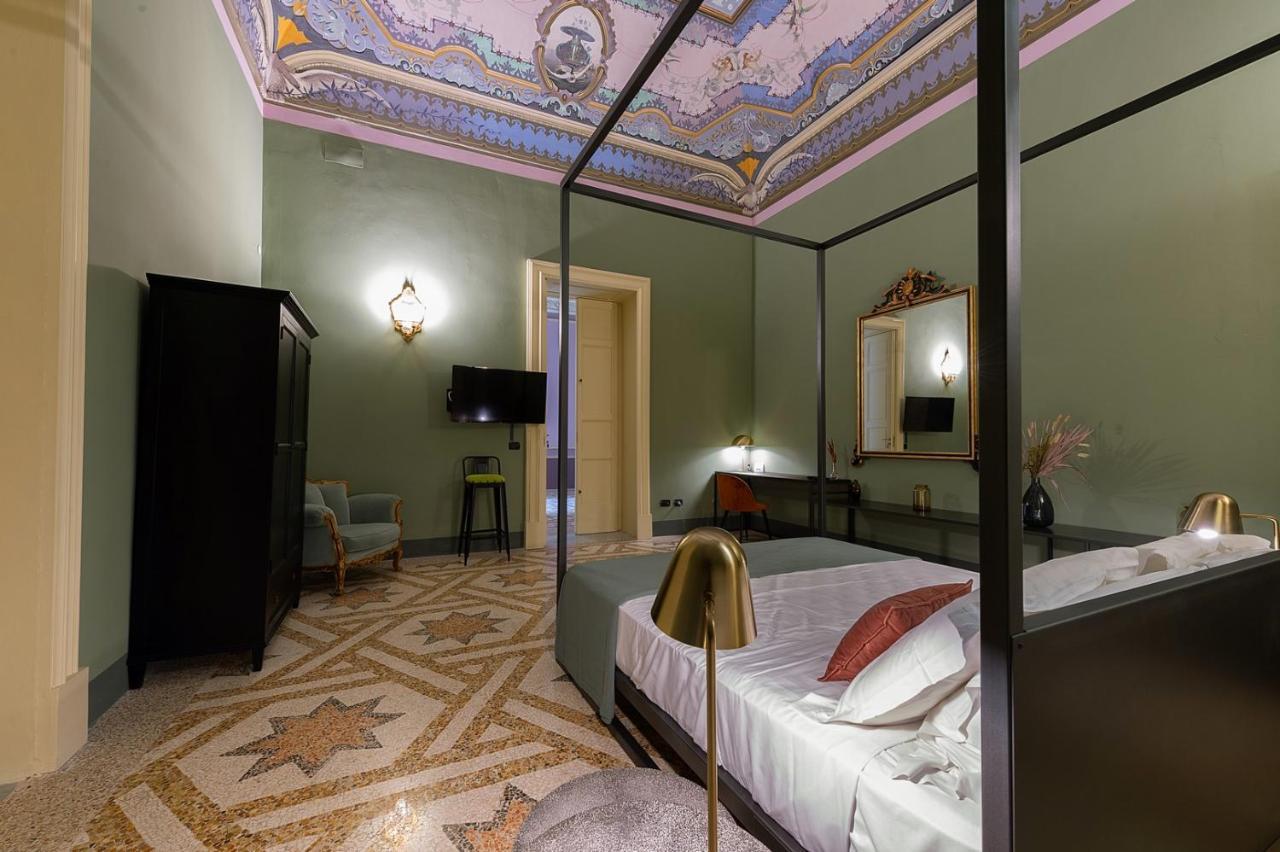 Palazzo Francesco Grassi Acomodação com café da manhã Aradeo Exterior foto