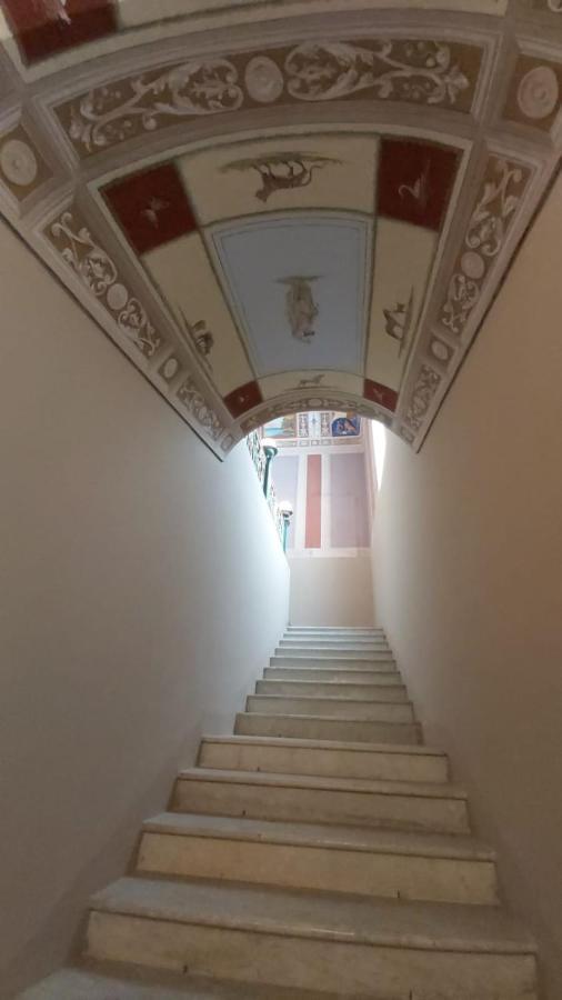 Palazzo Francesco Grassi Acomodação com café da manhã Aradeo Exterior foto